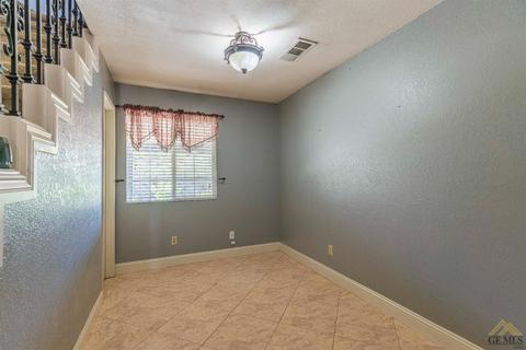 929 16th St, Wasco, CA 93280 photo 6