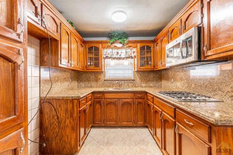 929 16th St, Wasco, CA 93280 photo 14