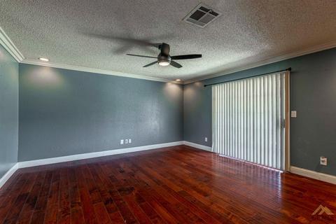 929 16th St, Wasco, CA 93280 photo 8