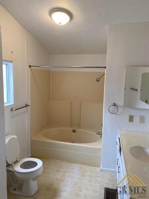 201 B St, Taft, CA 93268 photo 9