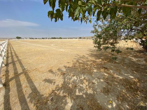 28119 Carousel Ave, Taft, CA 93268 photo 37
