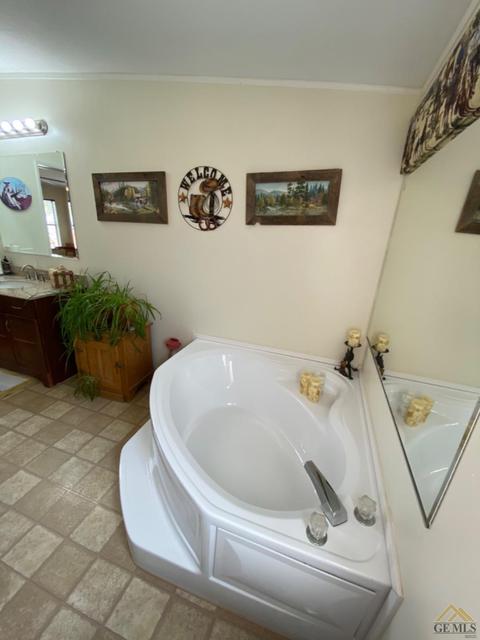 28119 Carousel Ave, Taft, CA 93268 photo 13