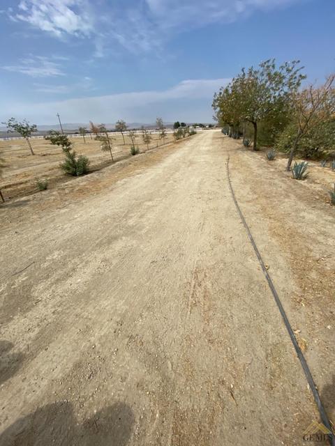 28119 Carousel Ave, Taft, CA 93268 photo 32