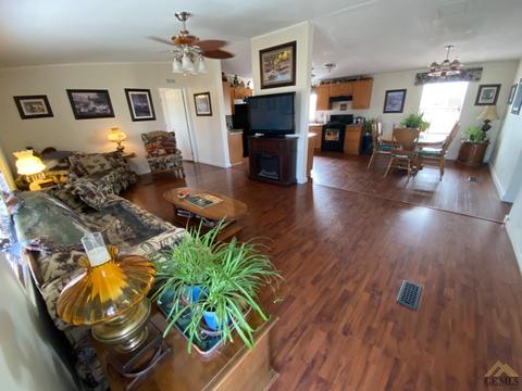 28119 Carousel Ave, Taft, CA 93268 photo 3