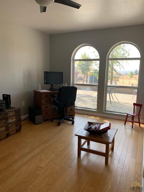 20316 Fallen Leaf Dr, Tehachapi, CA 93561 photo 13