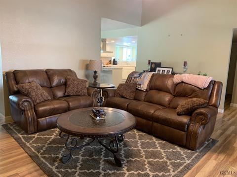 20316 Fallen Leaf Dr, Tehachapi, CA 93561 photo 6