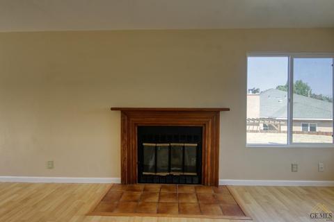 17681 Arlington Pl, Tehachapi, CA 93561 photo 8