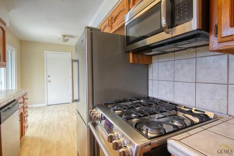 17681 Arlington Pl, Tehachapi, CA 93561 photo 12