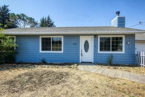 17681 Arlington Pl, Tehachapi, CA 93561 photo 2