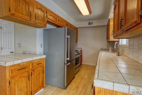17681 Arlington Pl, Tehachapi, CA 93561 photo 11