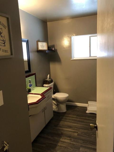 431 Elm St, Shafter, CA 93263 photo 9