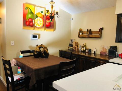 1012 Fairview Rd, Bakersfield, CA 93307 photo 5