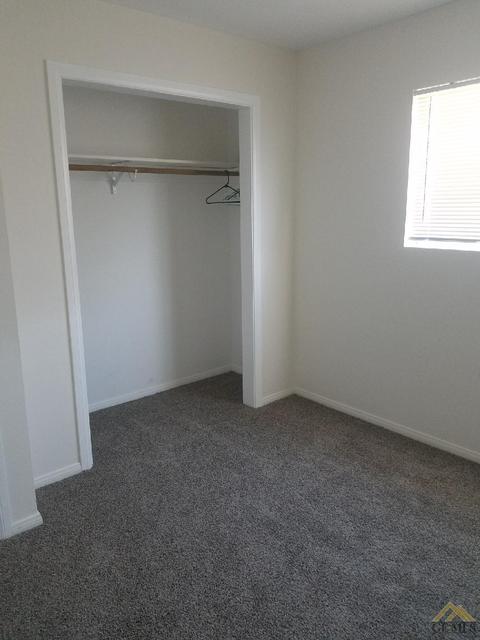 300 8th St, Taft, CA 93268 photo 22
