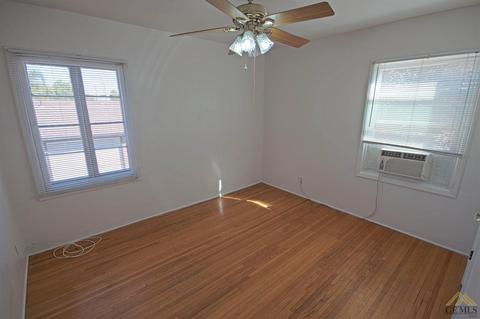 2210 D St, Bakersfield, CA 93301 photo 28