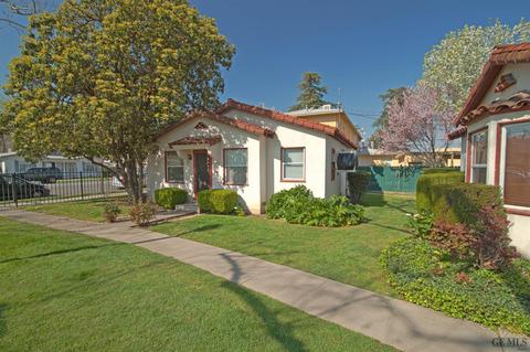 2210 D St, Bakersfield, CA 93301 photo 8