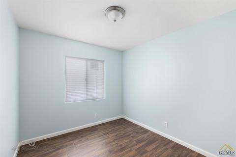 20 Clyde St, Bakersfield, CA 93307 photo 10