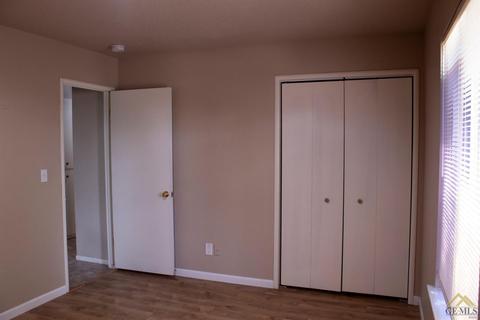 3544 W Iris Ave, Visalia, CA 93277 photo 20