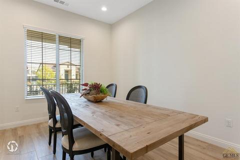 11629 Raindrop Ln, Bakersfield, CA 93311 photo 8