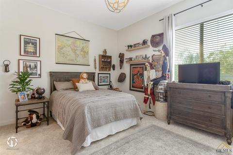 11629 Raindrop Ln, Bakersfield, CA 93311 photo 32