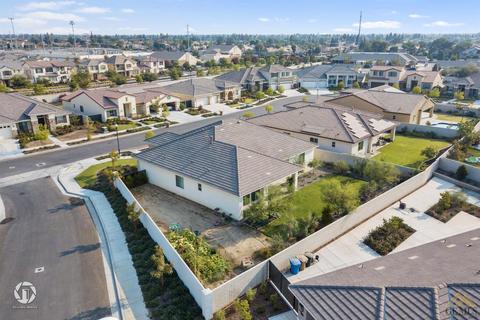11629 Raindrop Ln, Bakersfield, CA 93311 photo 40