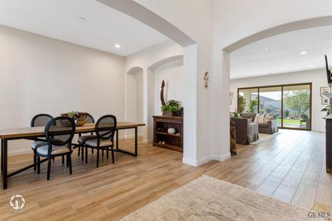11629 Raindrop Ln, Bakersfield, CA 93311 photo 7