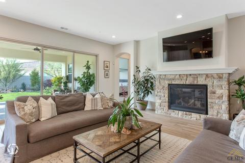 11629 Raindrop Ln, Bakersfield, CA 93311 photo 12
