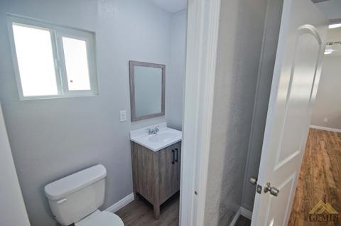 715 Kern St, Taft, CA 93268 photo 14