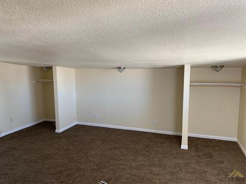 107 Oak St, Taft, CA 93268 photo 9