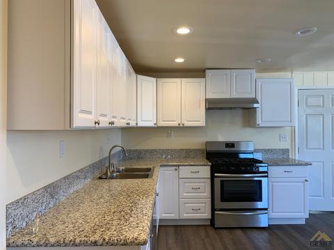 107 Oak St, Taft, CA 93268 photo 8