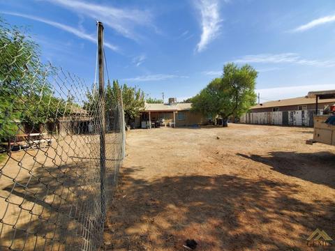 907 Walnut Dr, Arvin, CA 93203 photo 8