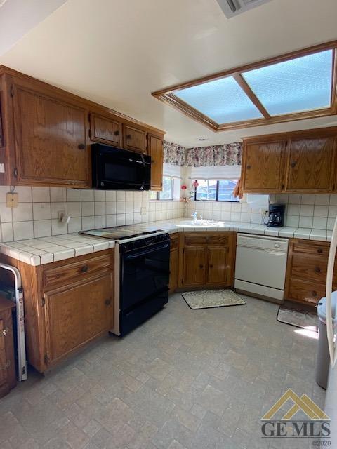 22621 Strawflower Rd, Tehachapi, CA 93561 photo 9