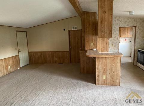 14313 Bass Ave, Weldon, CA 93283 photo 2