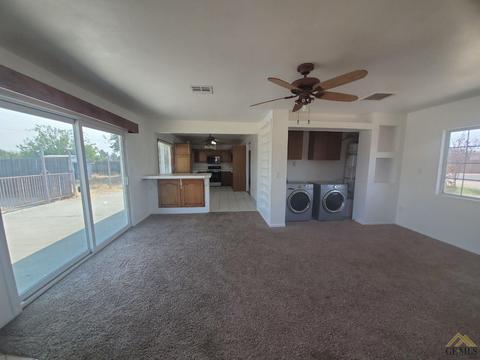 26010 Orange St, Taft, CA 93268 photo 8
