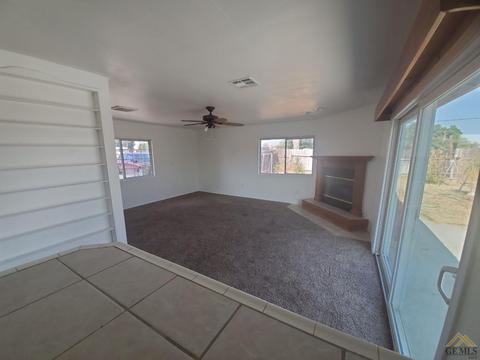 26010 Orange St, Taft, CA 93268 photo 6