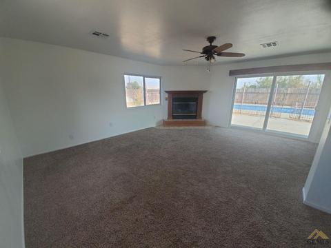 26010 Orange St, Taft, CA 93268 photo 7