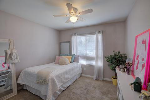 9818 Commodore Dr, Bakersfield, CA 93312 photo 13