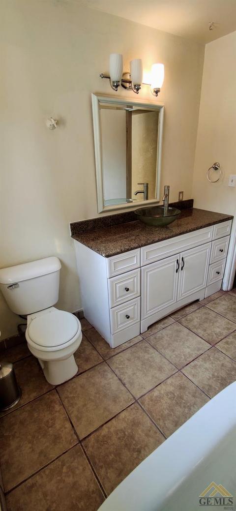 317 Pine St, Shafter, CA 93263 photo 19