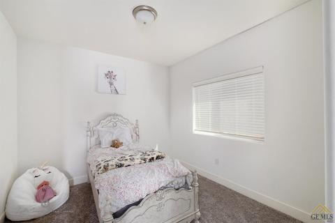 9722 Silver Falls Ln, Shafter, CA 93263 photo 14