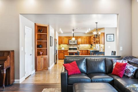 30370 Fox Ridge Ct, Tehachapi, CA 93561 photo 3