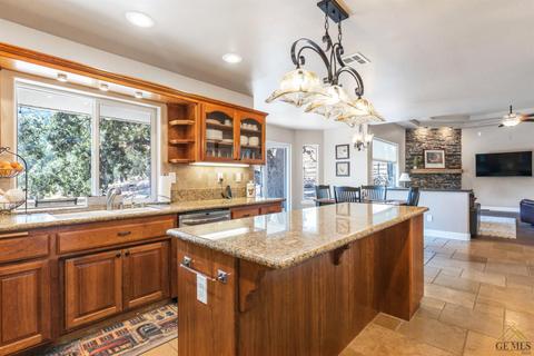 30370 Fox Ridge Ct, Tehachapi, CA 93561 photo 8