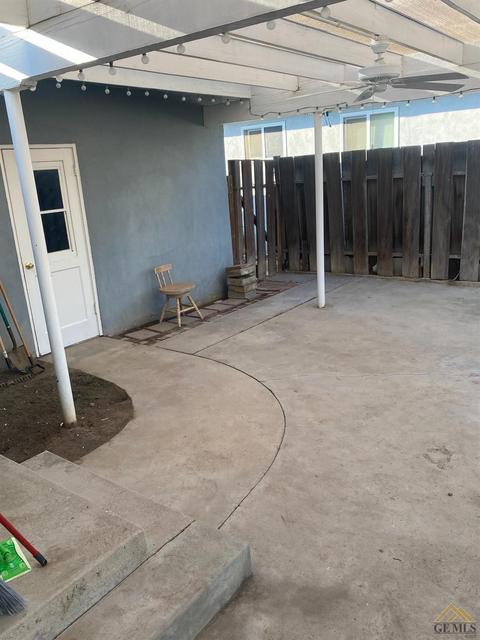 424 Walnut St, Shafter, CA 93263 photo 20
