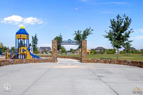 9316 Manor Forest Ln, Shafter, CA 93263 photo 39