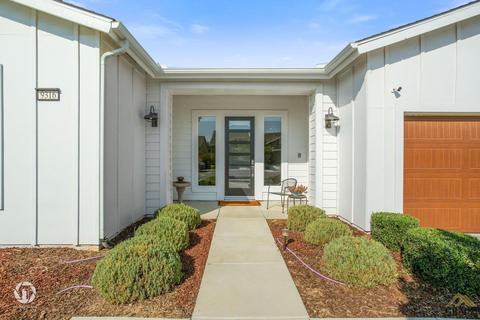 9316 Manor Forest Ln, Shafter, CA 93263 photo 4