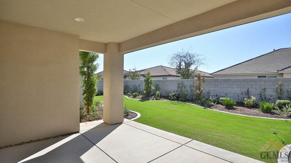  11615 Claret Ct, Bakersfield, CA 93311 photo 24
