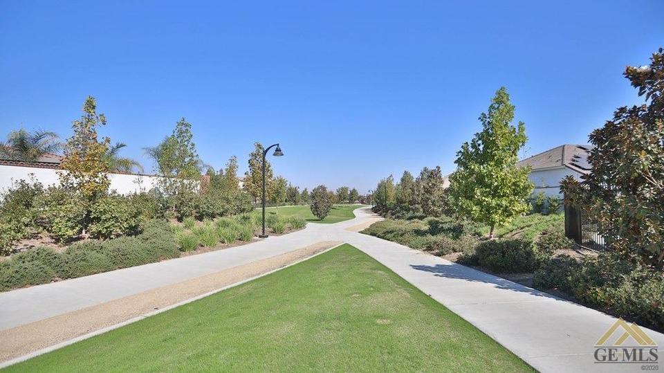  11615 Claret Ct, Bakersfield, CA 93311 photo 29