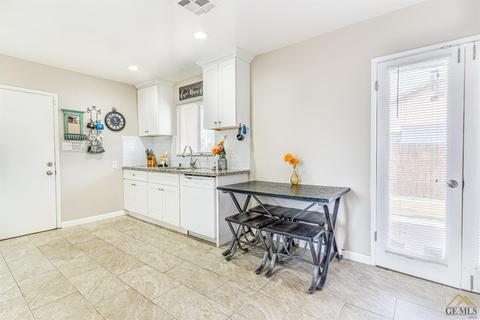 2000 Wilson Rd, Bakersfield, CA 93304 photo 7