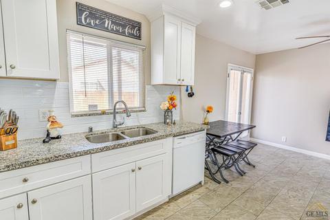 2000 Wilson Rd, Bakersfield, CA 93304 photo 6