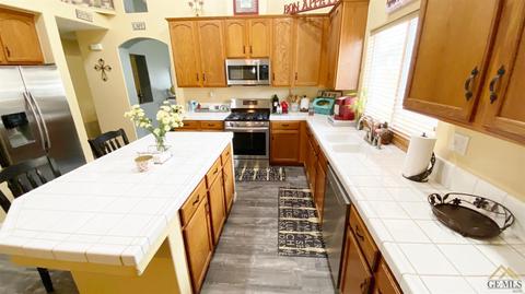 12007 Copernicus Ave, Bakersfield, CA 93312 photo 5