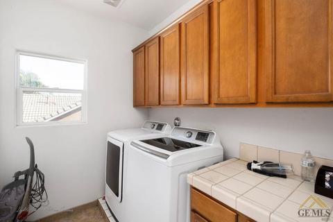 3003 Willow Basin Ln, Bakersfield, CA 93313 photo 14