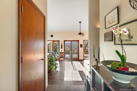 24300 Peso Ct, Tehachapi, CA 93561 photo 5